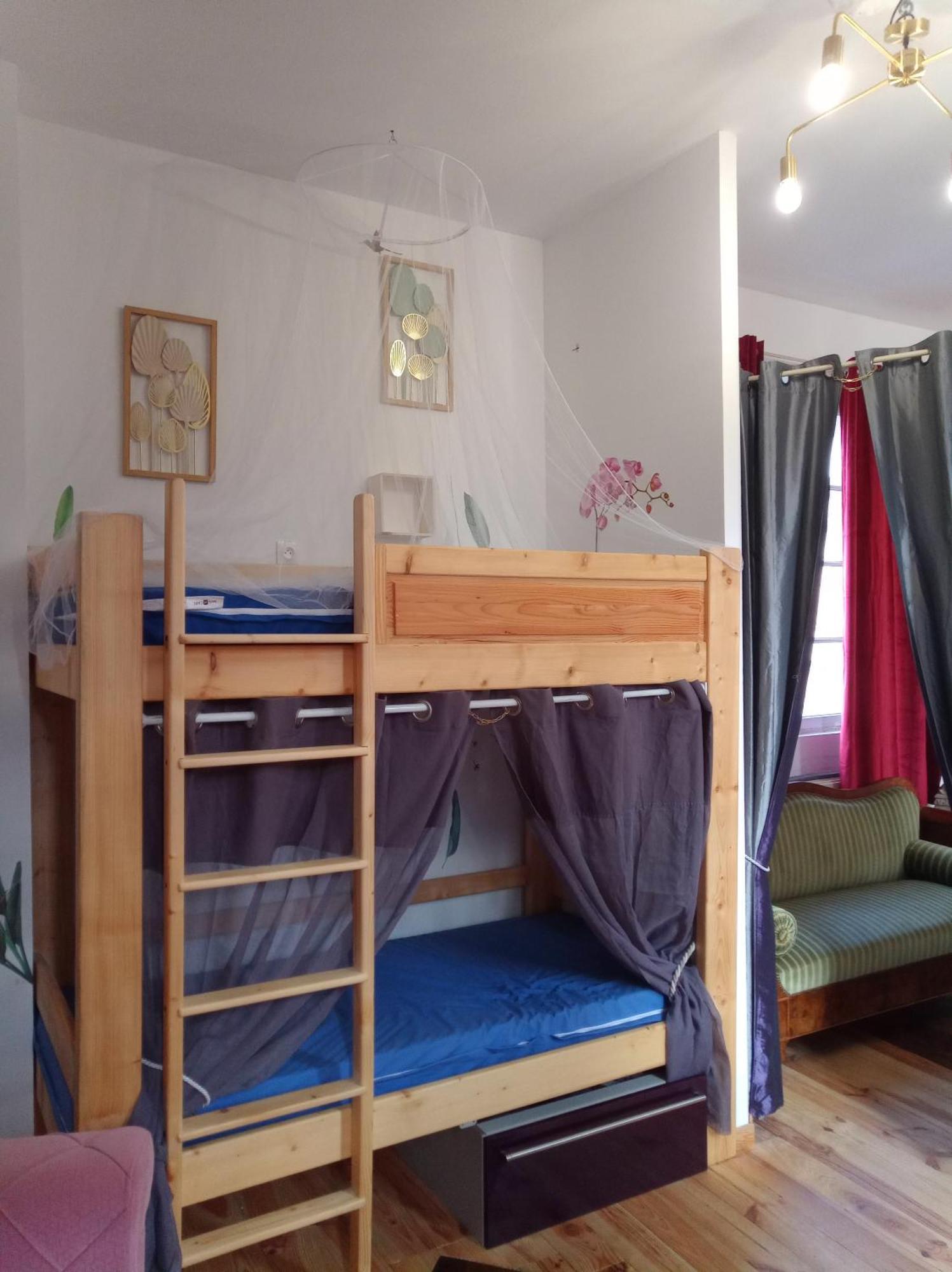 Le Couvent Des Capucines - Hebergement Velo Via Rhona Saint-Vallier  Ngoại thất bức ảnh